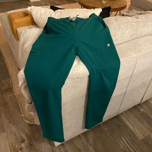Figs, XS-Petite, worn 1x